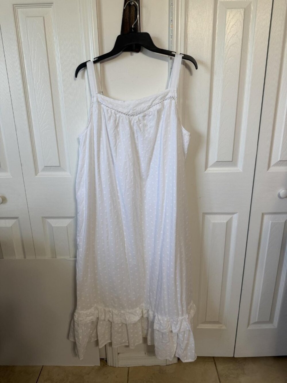 Sonoma Gown Womens 1X White Floral Sleeveless Ruffle Chemise Adjustable Strap